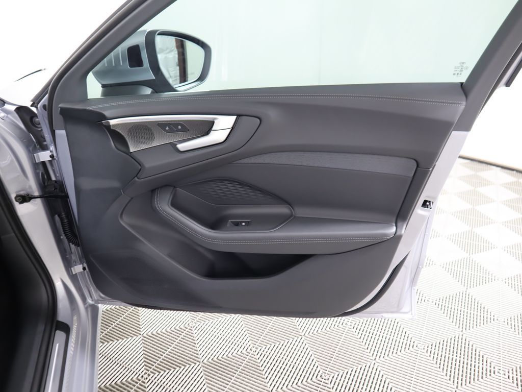 Thumbnail: 2025 Audi A5 - 27