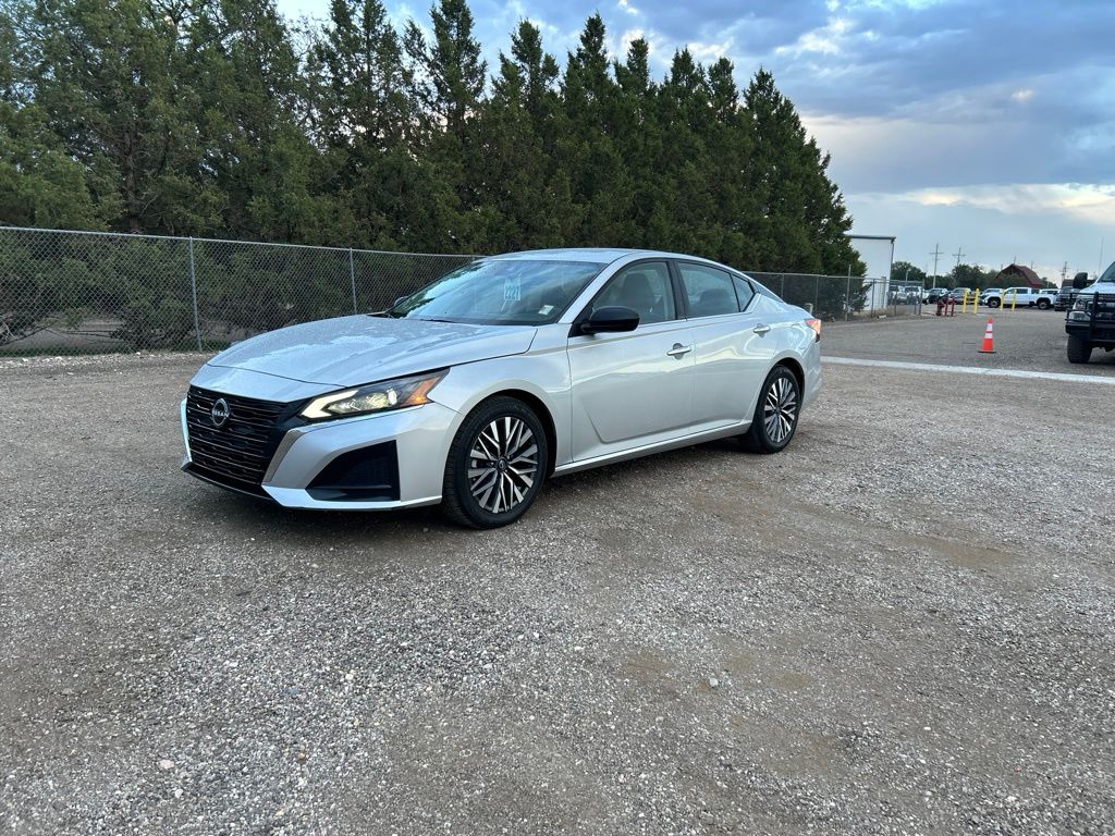 2024 Nissan Altima SV