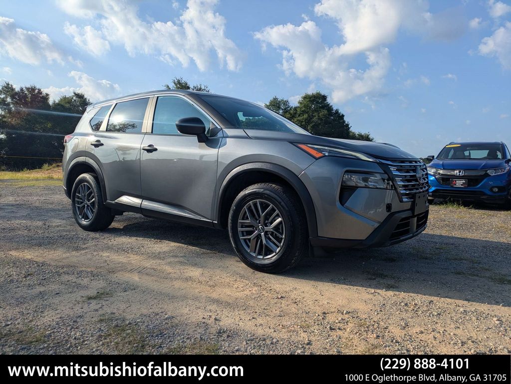 Gray (Gun Metallic) 2024 Nissan Rogue SUV / Crossover Front-Wheel Drive Continuously Variable Transmission
