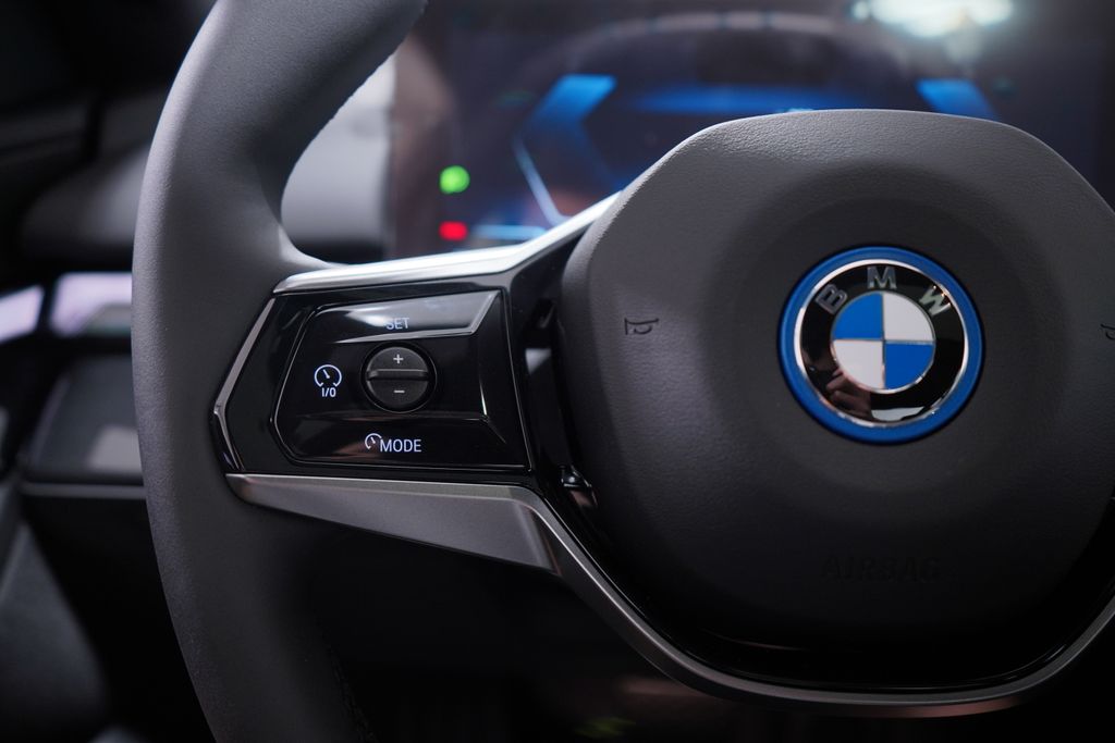 2024 BMW i5 eDrive40 20