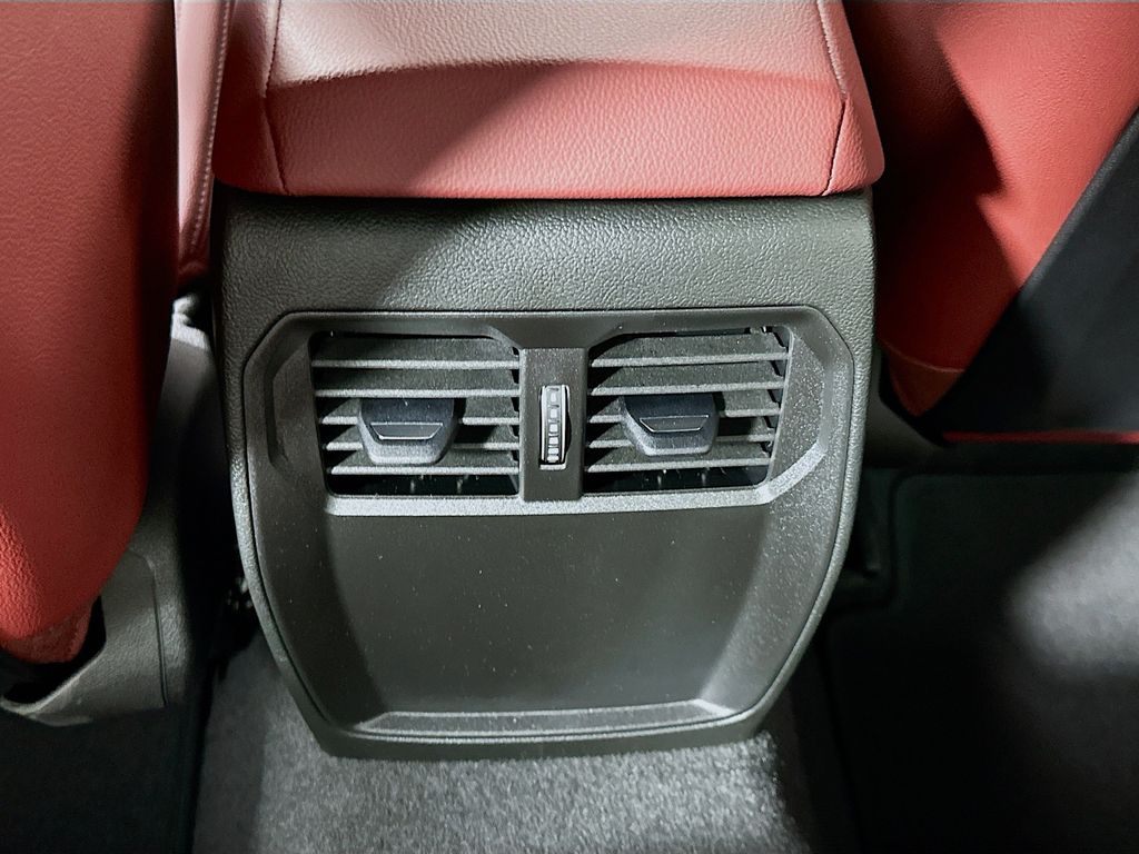 Thumbnail: 2026 BMW 2 Series - 18