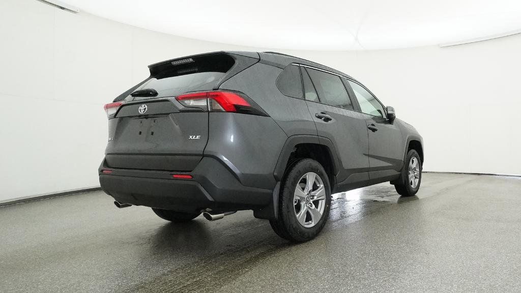 Thumbnail: 2025 Toyota RAV4 - 17