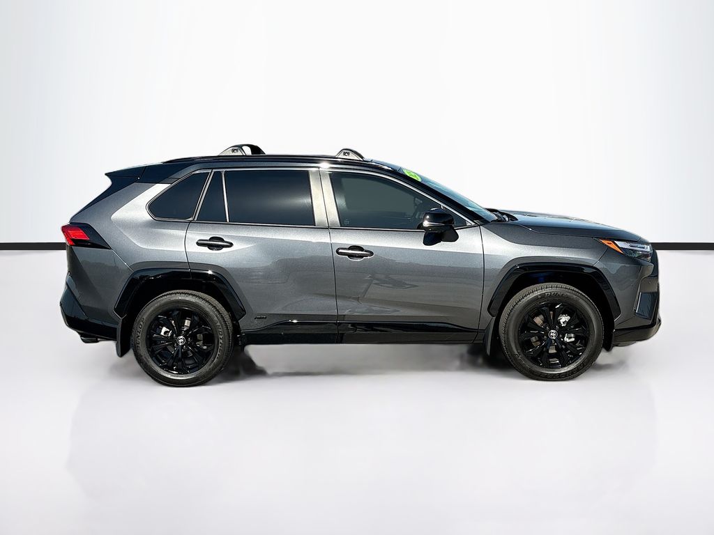 Thumbnail: 2025 Toyota RAV4 - 4