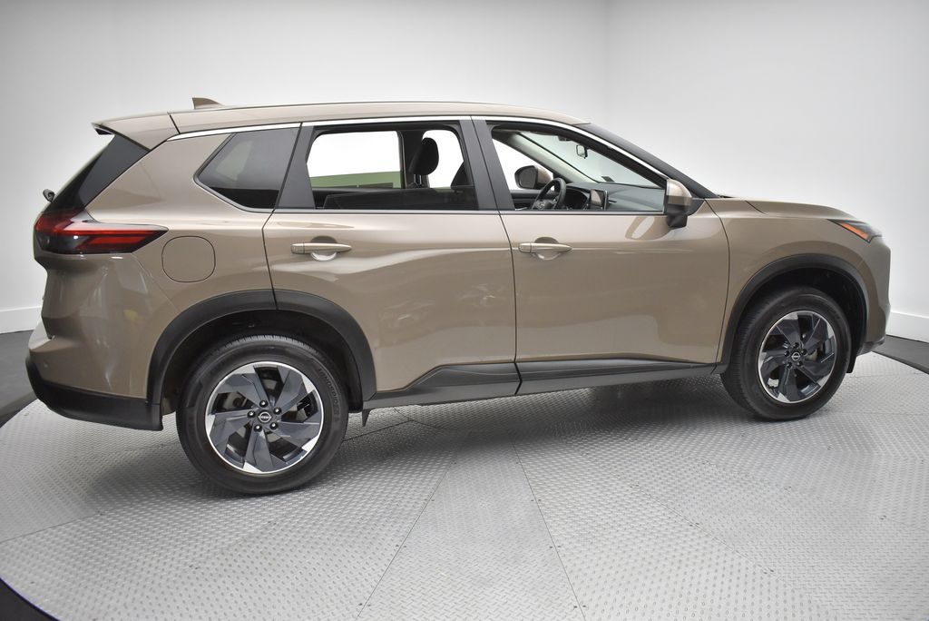 Thumbnail: 2025 Nissan Rogue - 4