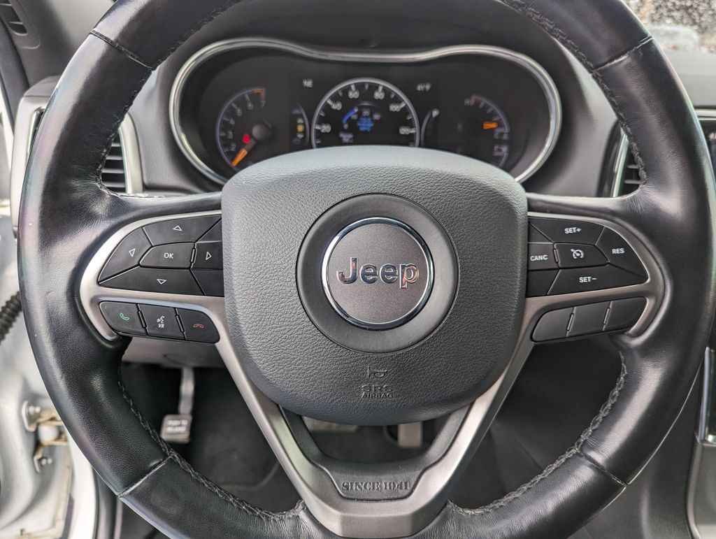 2021 Jeep Grand Cherokee Limited 24