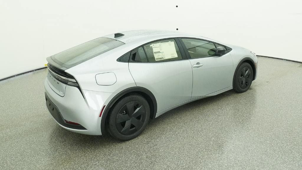 Thumbnail: 2026 Toyota Prius - 4