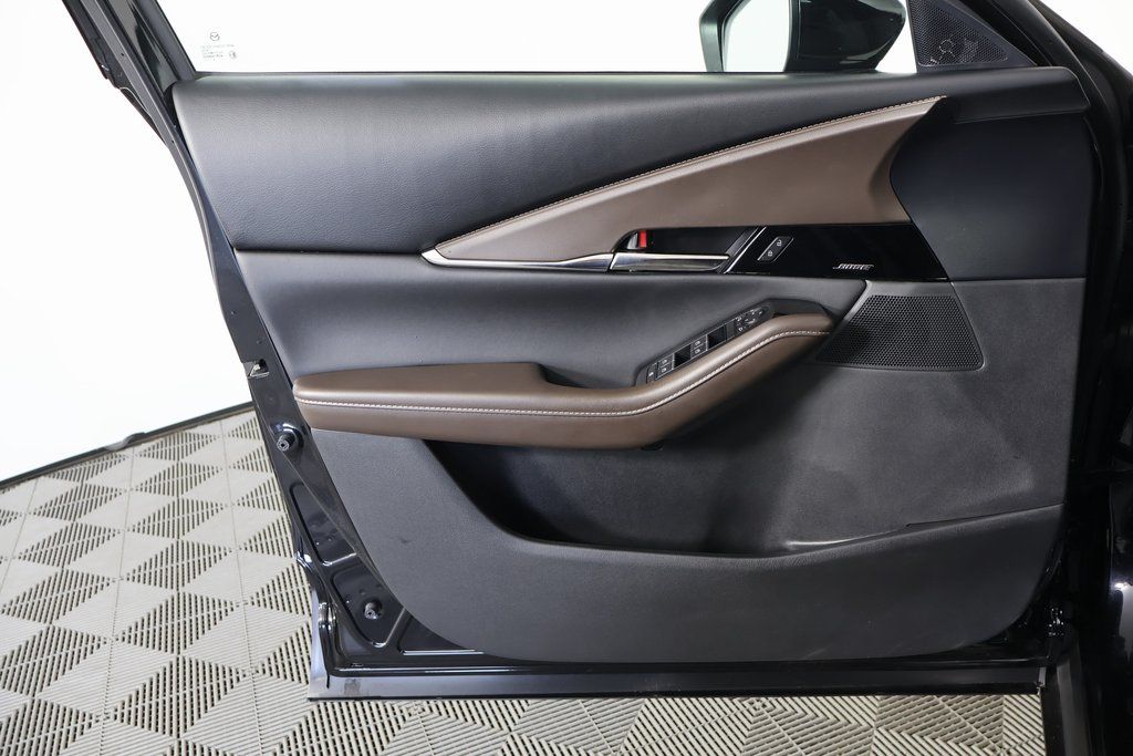 Thumbnail: 2025 Mazda CX-30 - 12