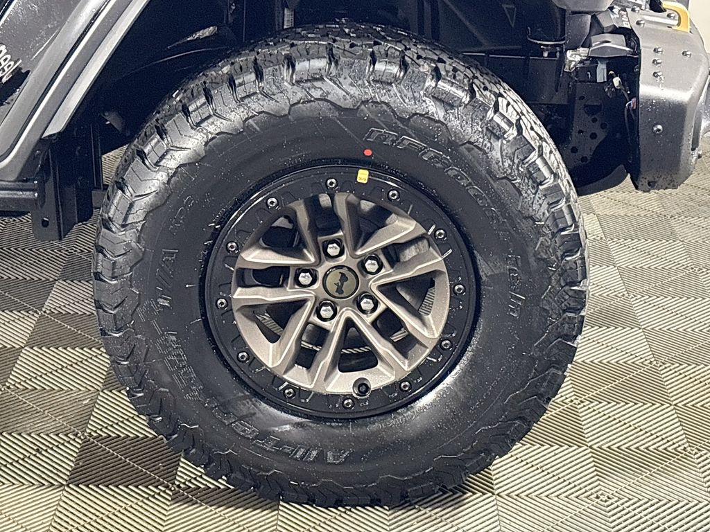 2025 Jeep Wrangler Rubicon 392