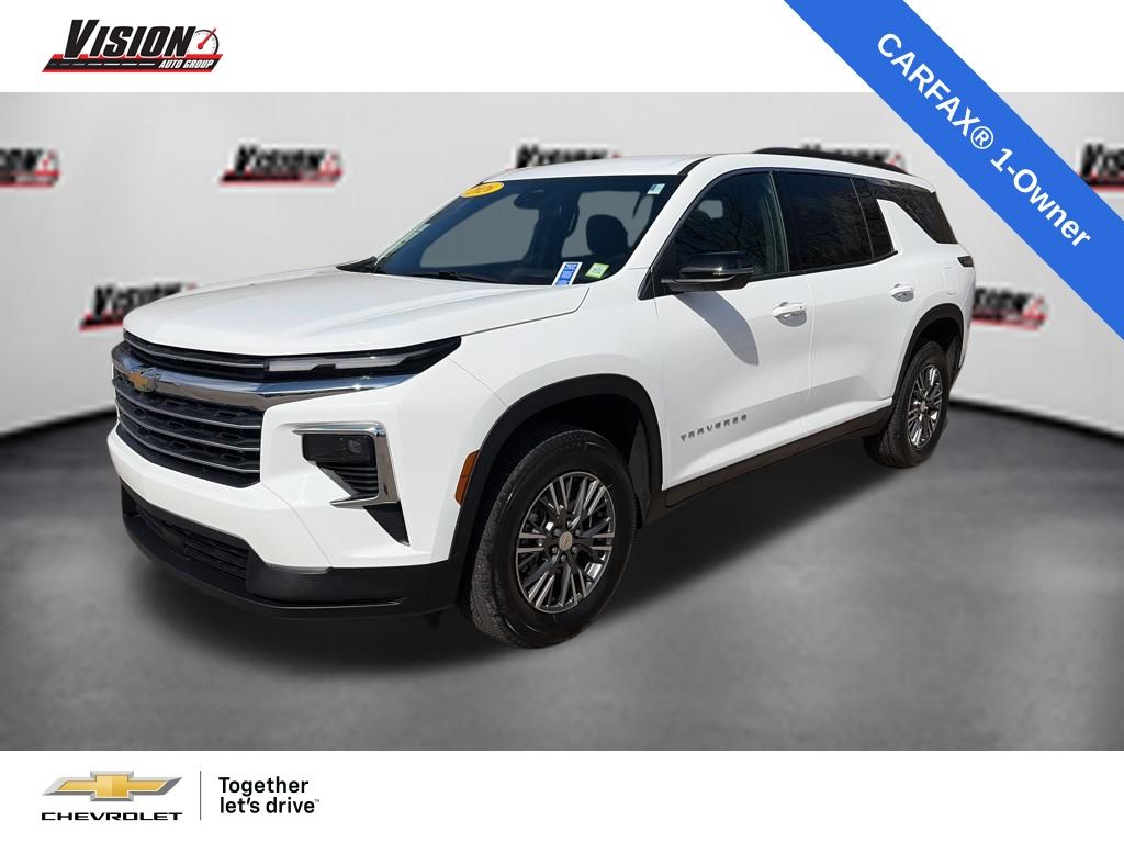 Summit White 2026 Chevrolet Traverse SUV / Crossover Four-Wheel Drive 8-Speed Automatic