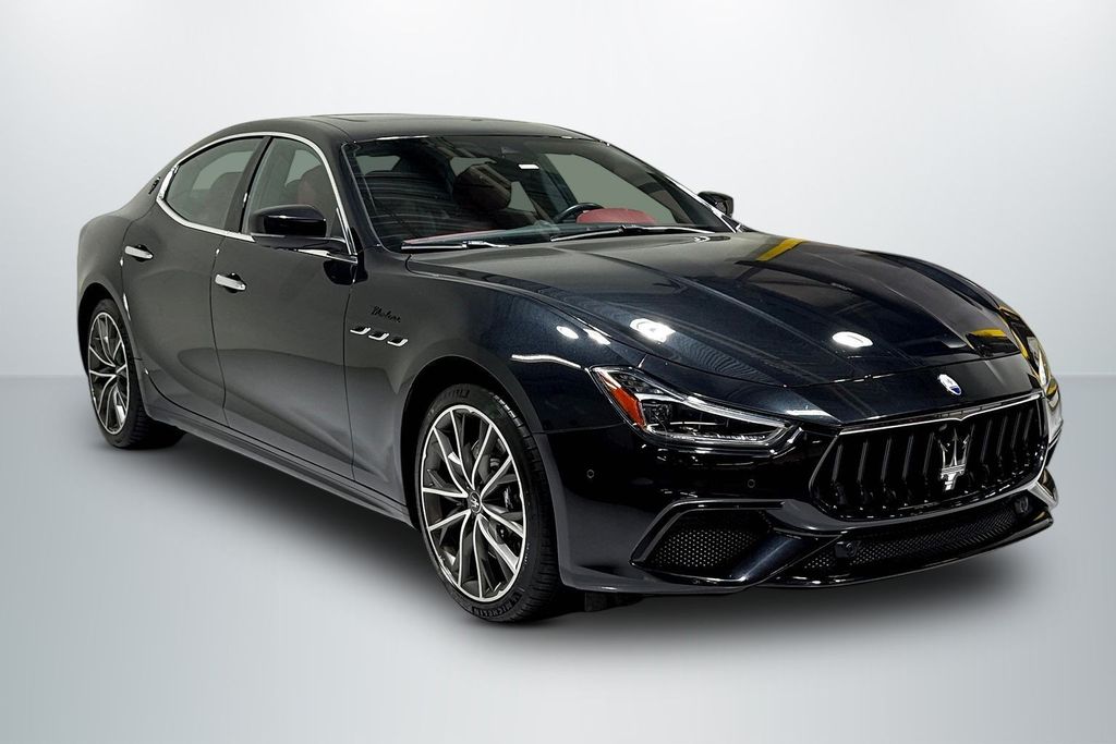 2023 Maserati Ghibli Modena RWD