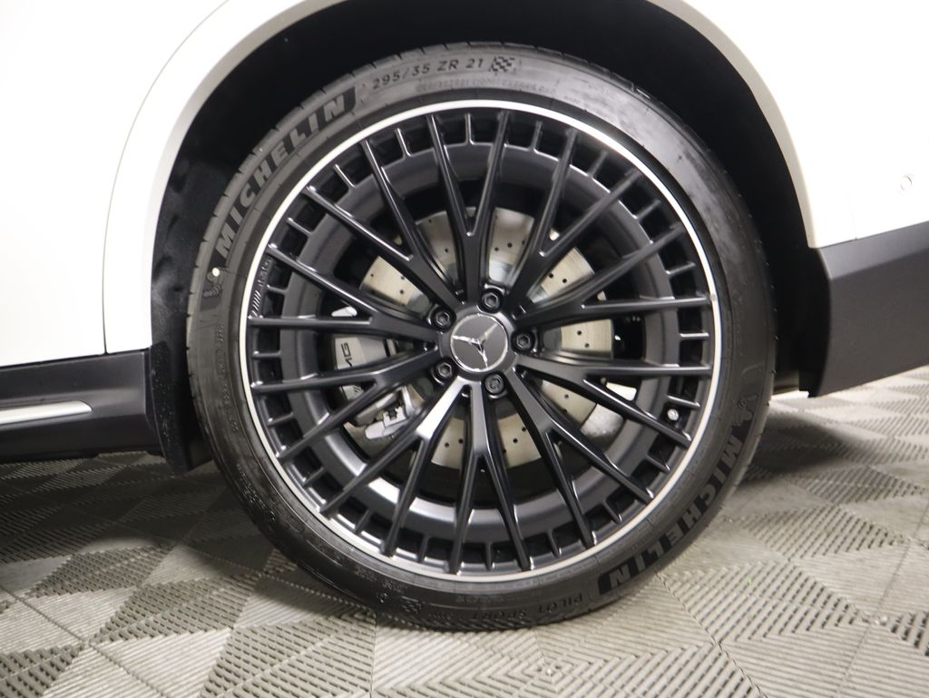 Thumbnail: 2026 Mercedes-Benz GLC - 32