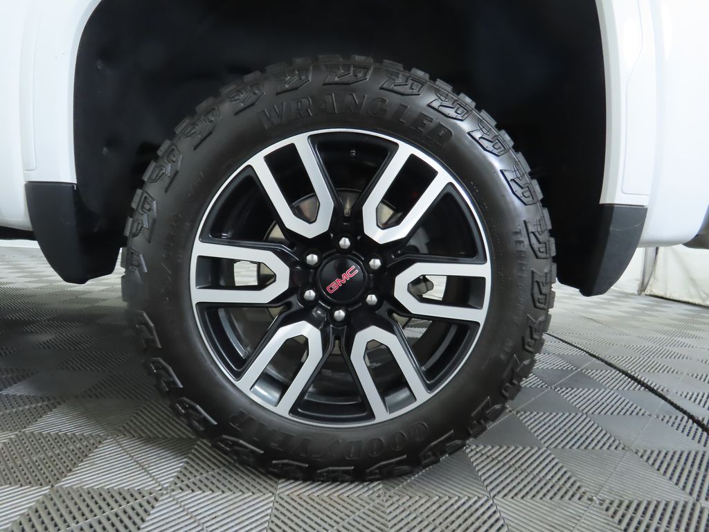 Thumbnail: 2023 GMC Sierra 1500 - 32