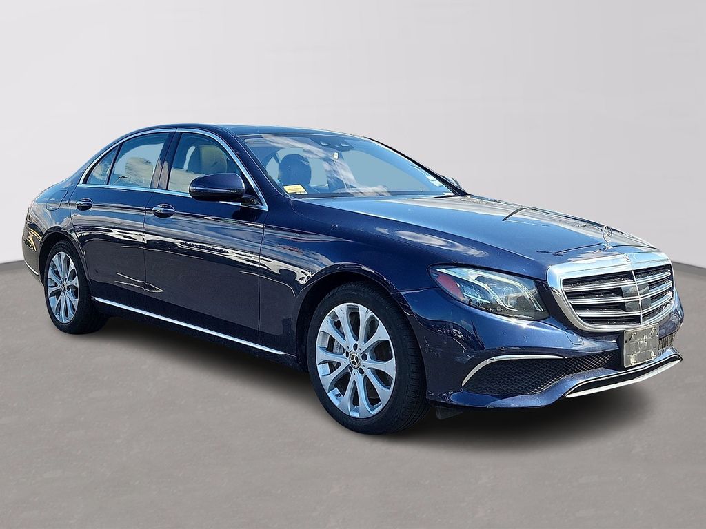 Thumbnail: 2019 Mercedes-Benz E-Class - 3