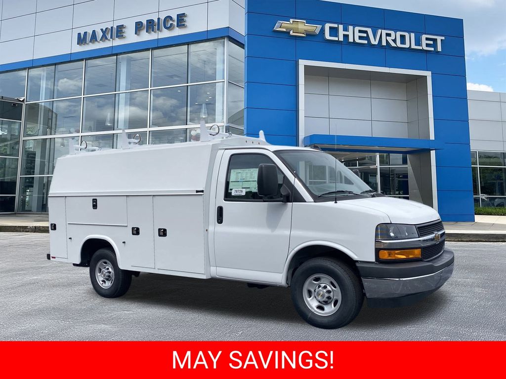 2025 Chevrolet Express 3500 139" WB's photo