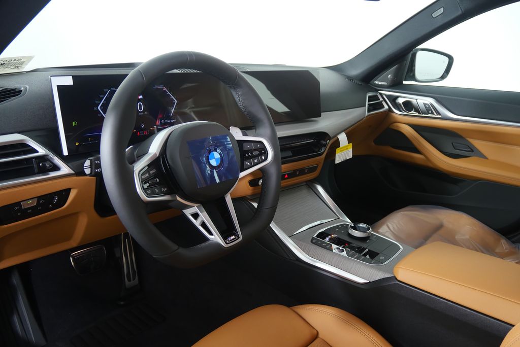 Thumbnail: 2026 BMW 4 Series - 13