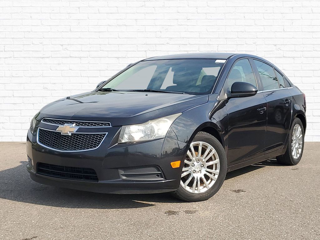 Black Granite Metallic 2012 Chevrolet Cruze Sedan Front-Wheel Drive 6-Speed Manual