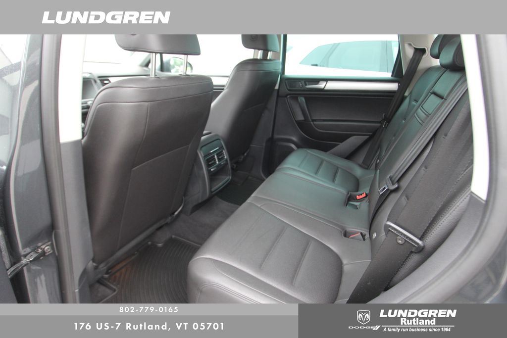Used 2013 Volkswagen Touareg SUV
