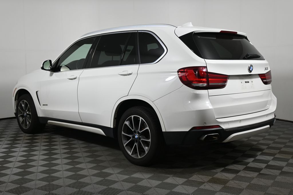 Thumbnail: 2018 BMW X5 - 8