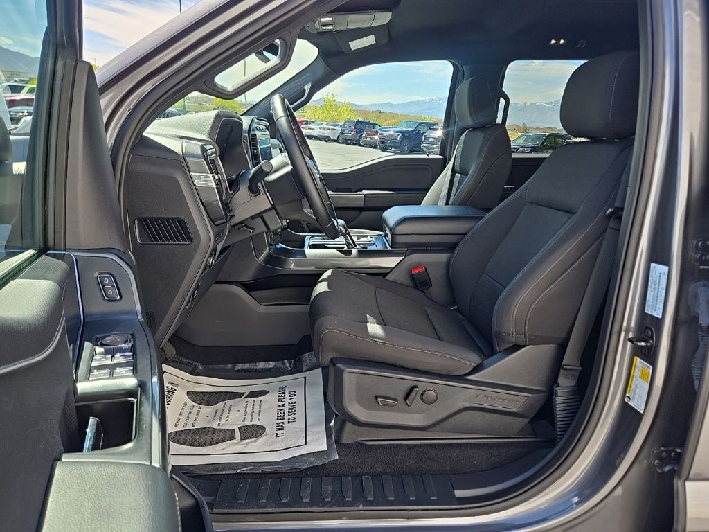 Used 2023 Gray Ford XLT image 25