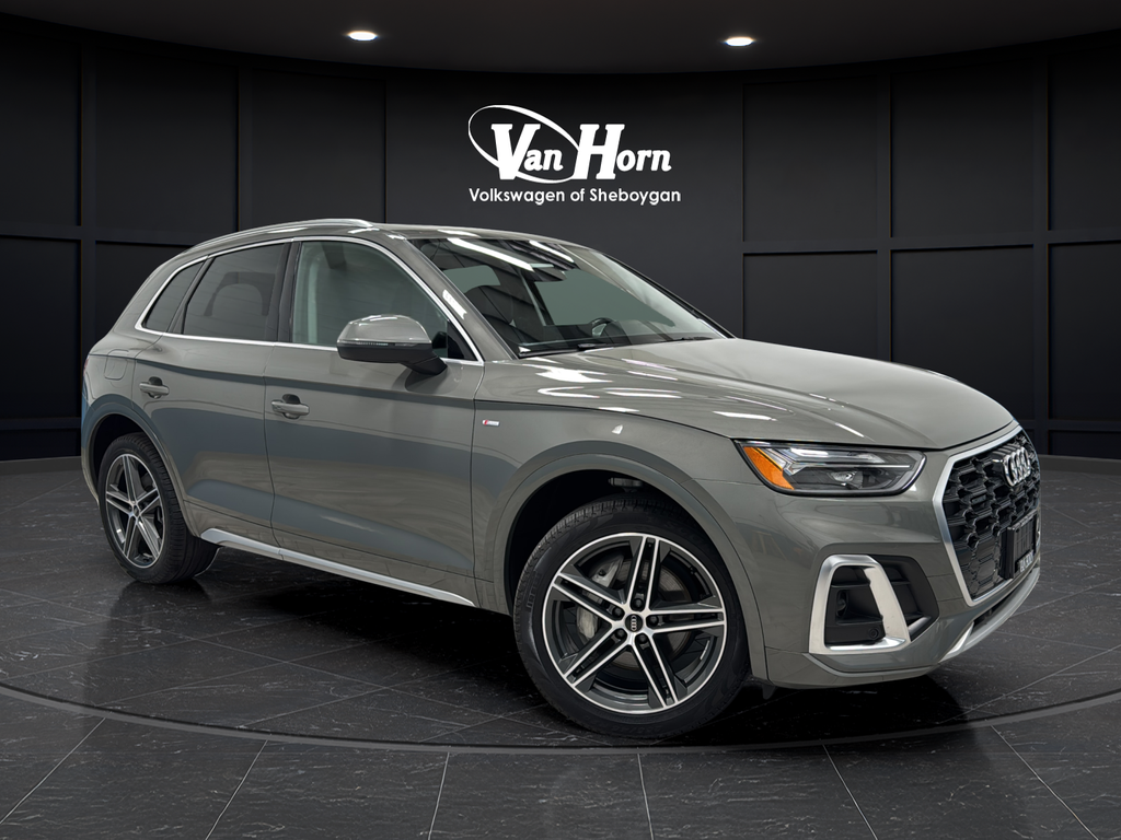 Gray Metallic 2025 Audi Q5 Hybrid Plug-in SUV / Crossover All-Wheel Drive 7-Speed Automatic