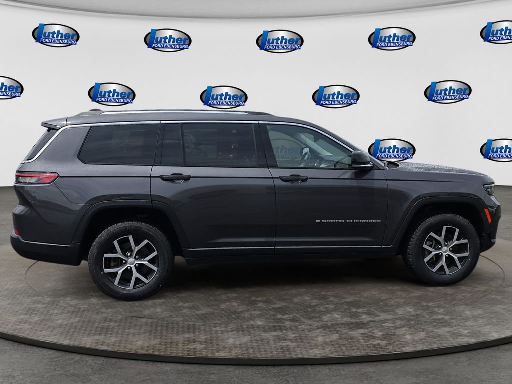 2023 Jeep Grand Cherokee L Limited Gray at South Hills CDJR