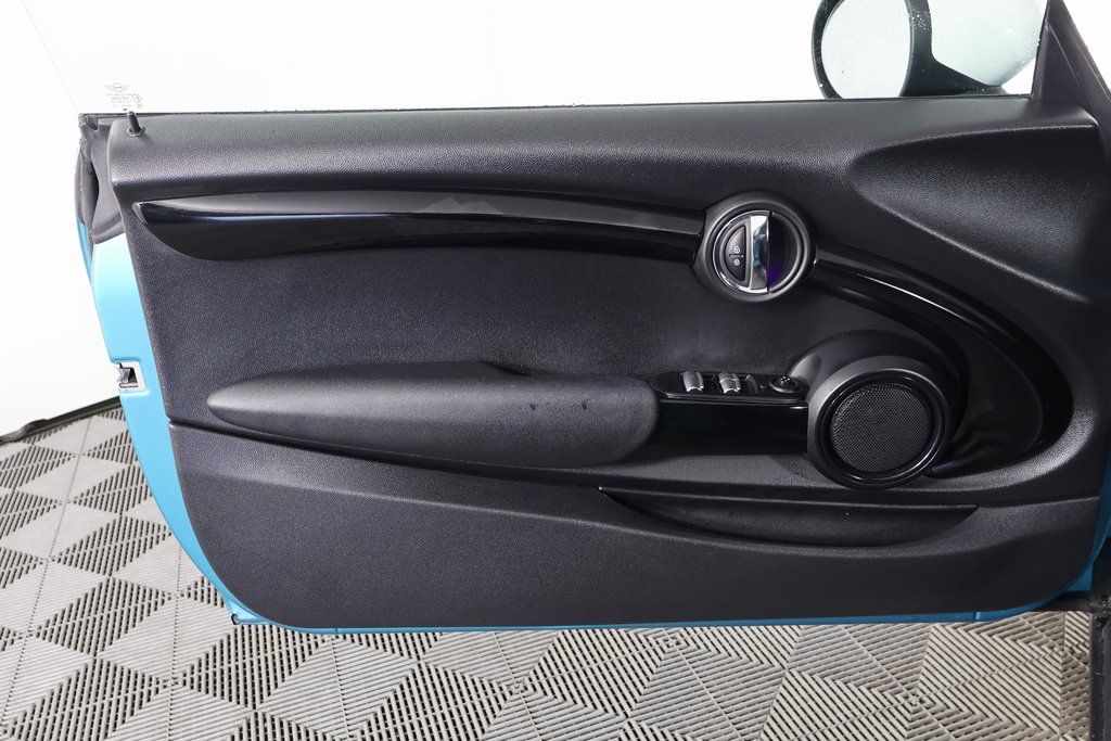 Thumbnail: 2021 MINI Cooper - 13