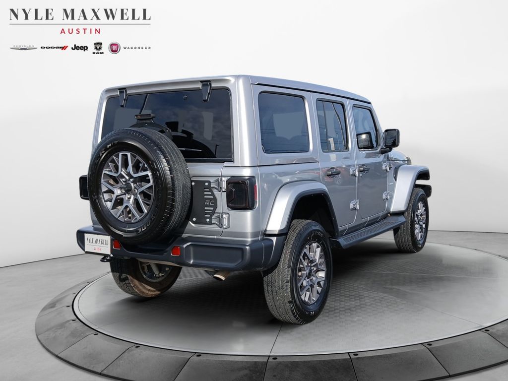 Used Car 2018 Jeep Wrangler  Unlimited Sahara For Sale Under $30,000 In Austin, Texas
