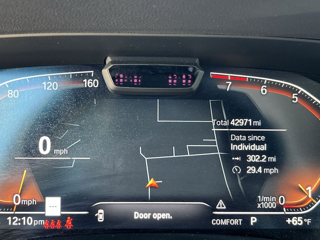 Thumbnail: 2022 BMW X7 - 15