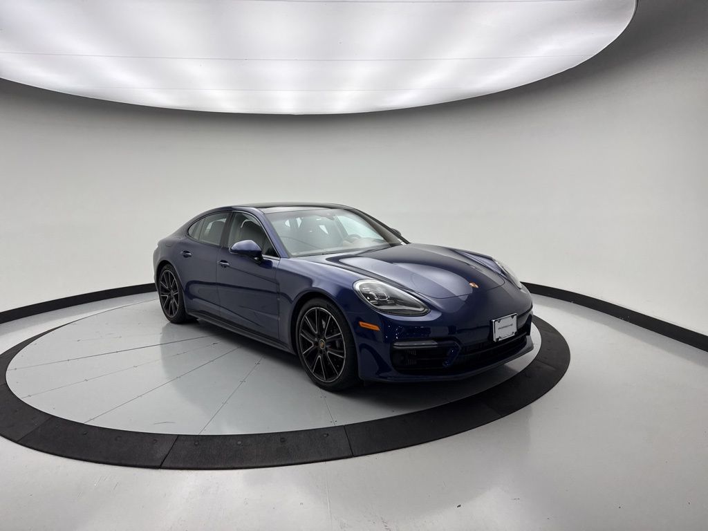 Thumbnail: 2023 Porsche Panamera - 3