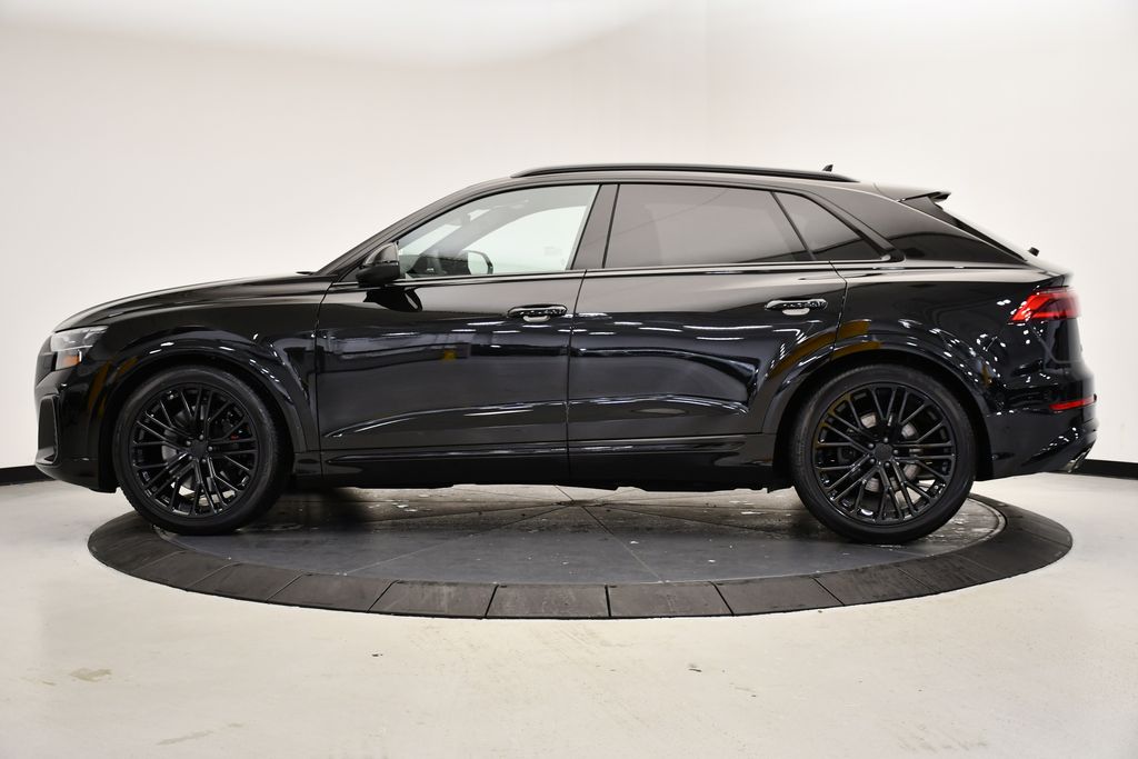 Thumbnail: 2026 Audi SQ8 - 2