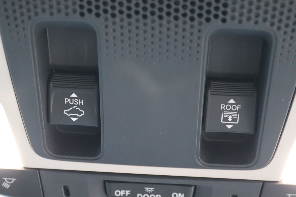 2025 Honda Pilot Elite 31