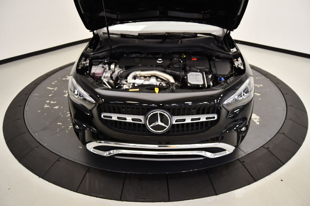 2025 Mercedes-Benz GLA 250 4MATIC 11