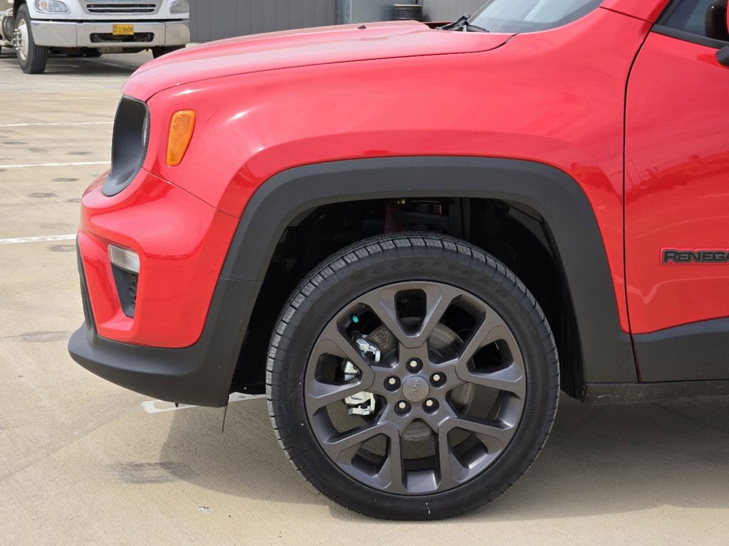 2023 Jeep Renegade  5