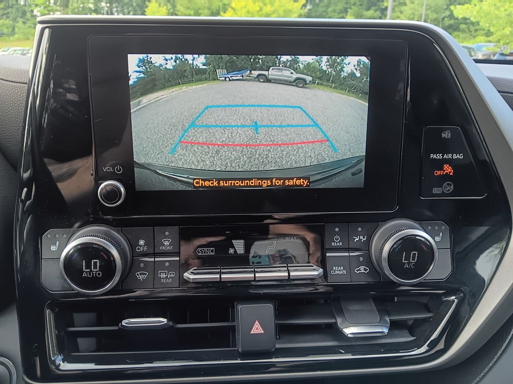Used 2023 Toyota Highlander SUV