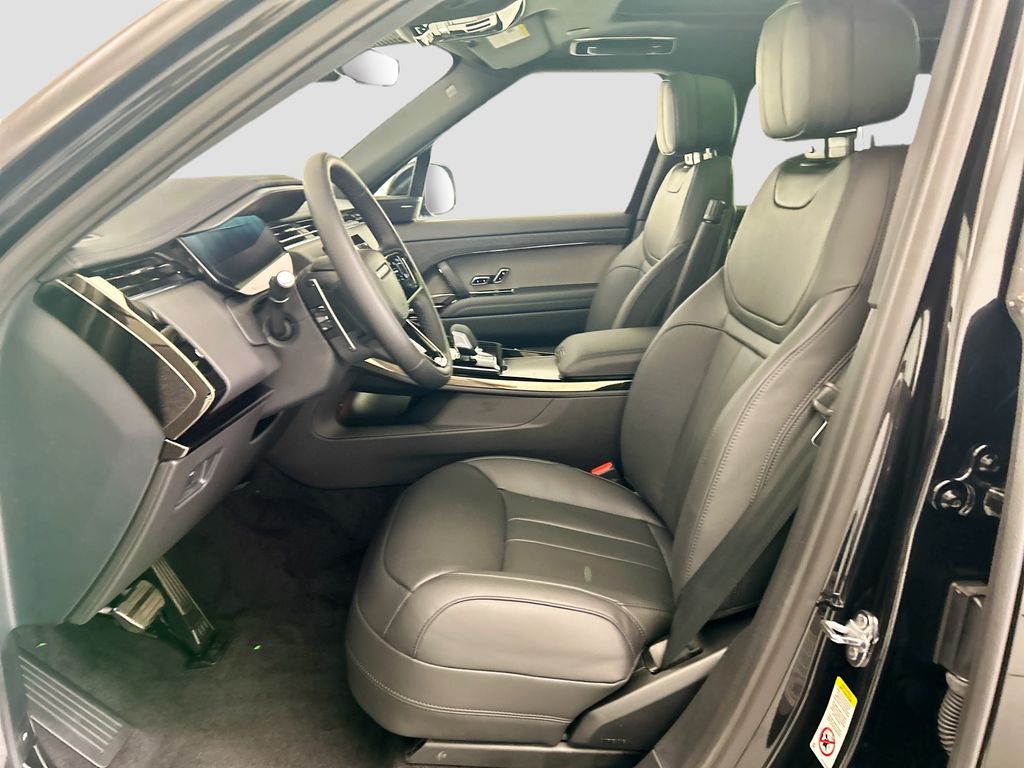 Thumbnail: 2026 Land Rover Range Rover Sport - 18