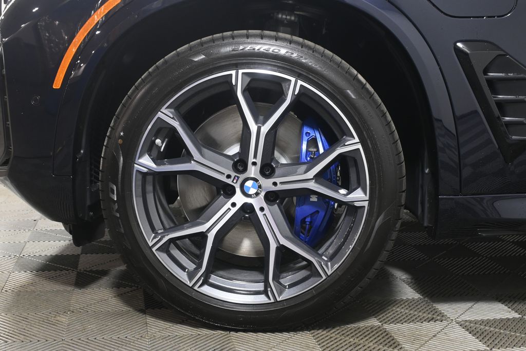 Thumbnail: 2026 BMW X5 - 12