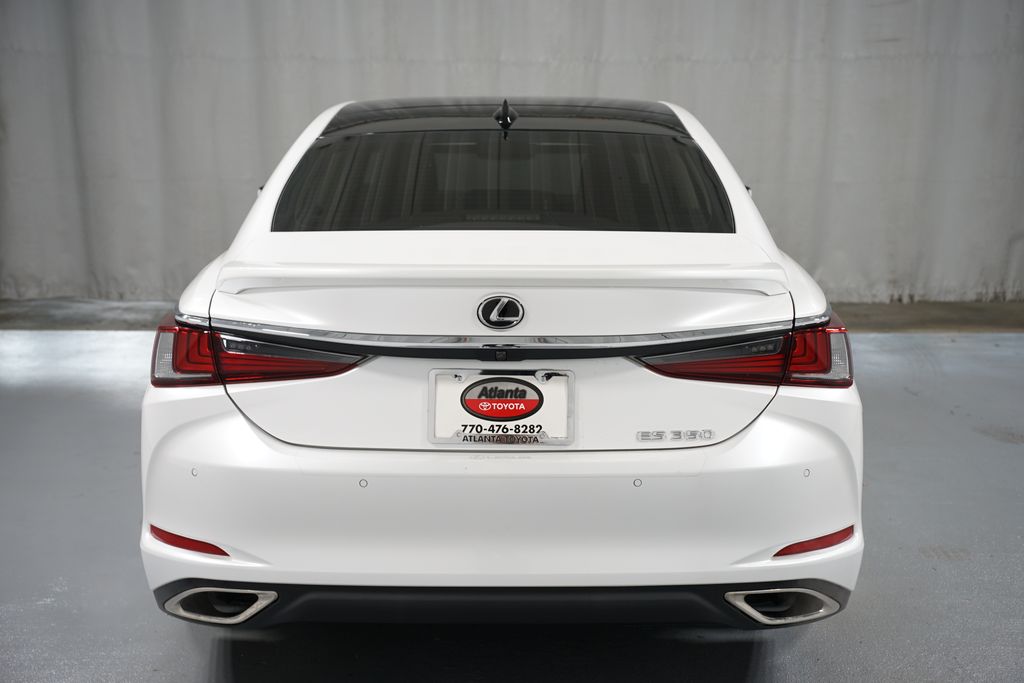 Thumbnail: 2022 Lexus ES - 7