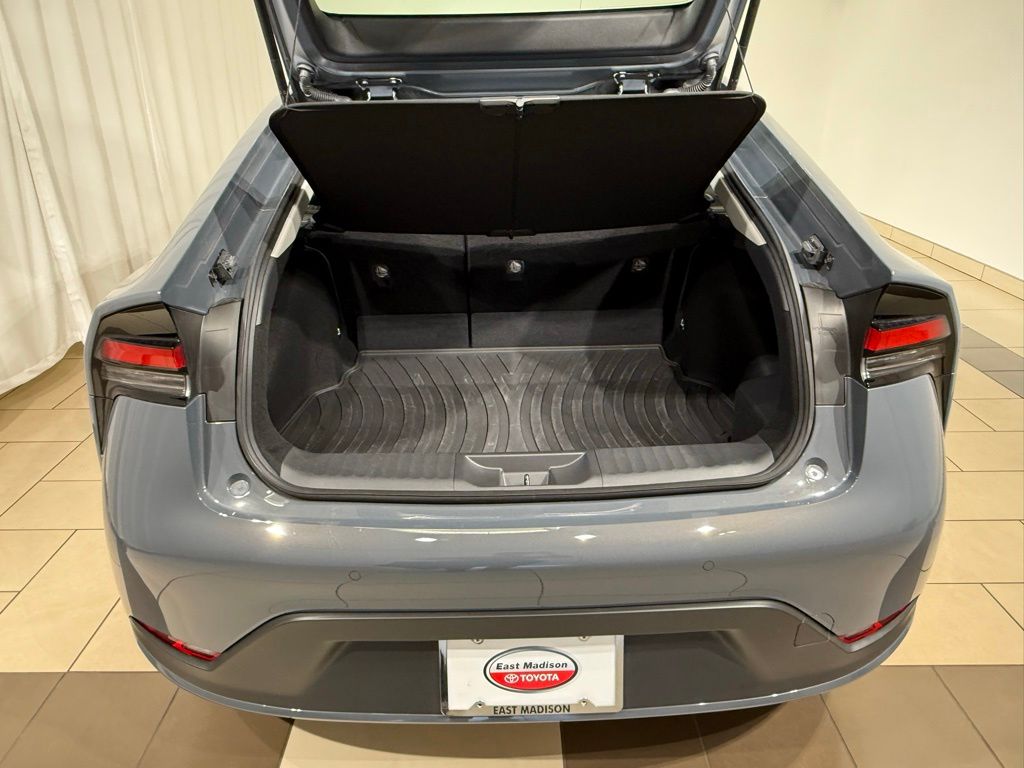 Thumbnail: 2025 Toyota Prius - 15