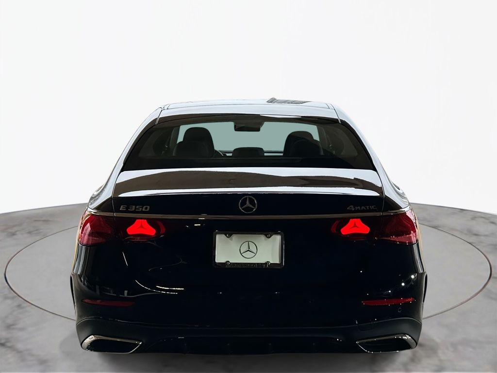 Thumbnail: 2026 Mercedes-Benz E-Class - 6