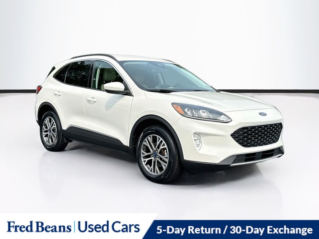 White Metallic 2022 Ford Escape SUV / Crossover All-Wheel Drive 8-Speed Automatic