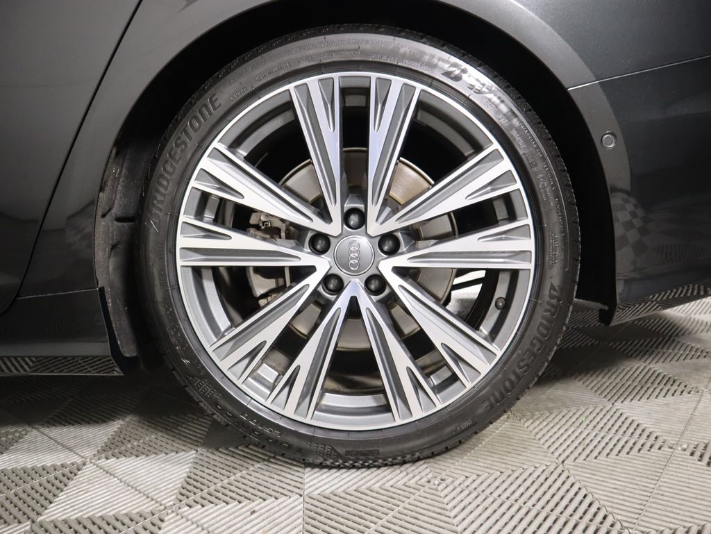 Thumbnail: 2019 Audi A6 - 32