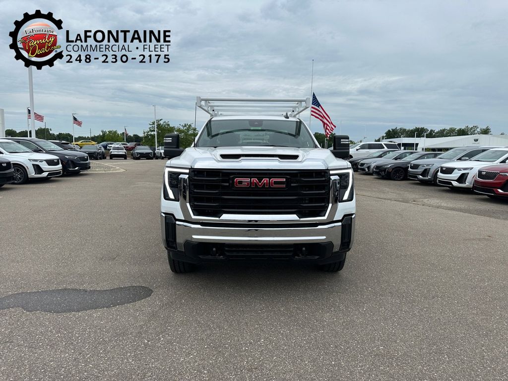 2024 GMC Sierra 2500HD Pro 41