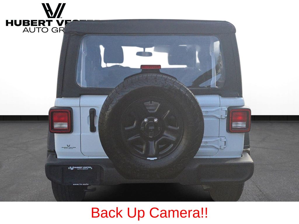 Used 2025 Jeep Wrangler SUV