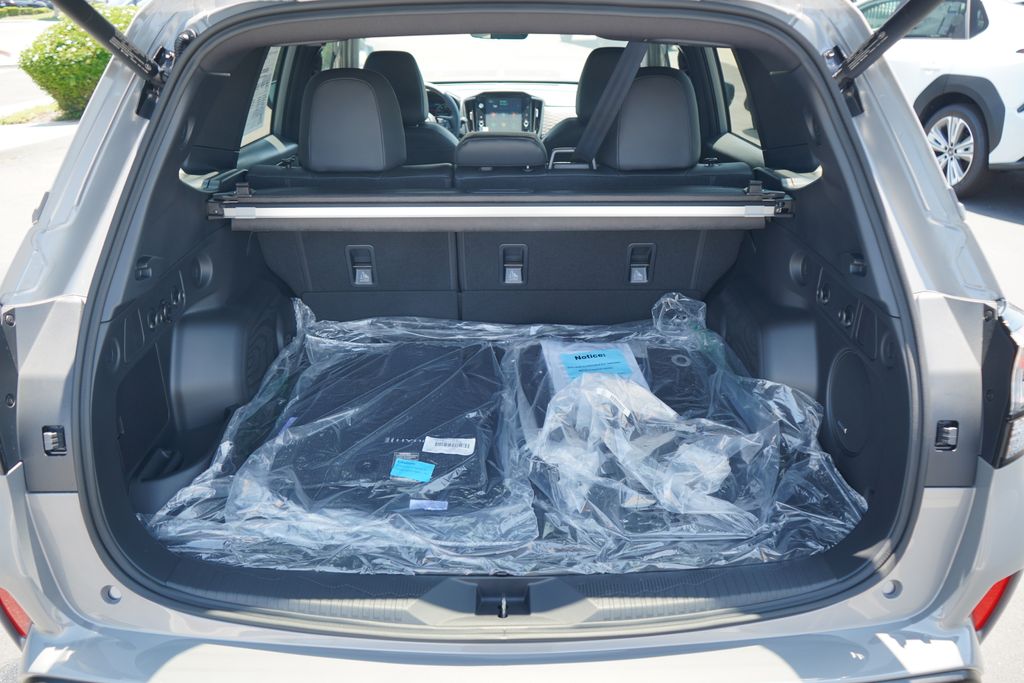 2025 Subaru Forester Sport 11