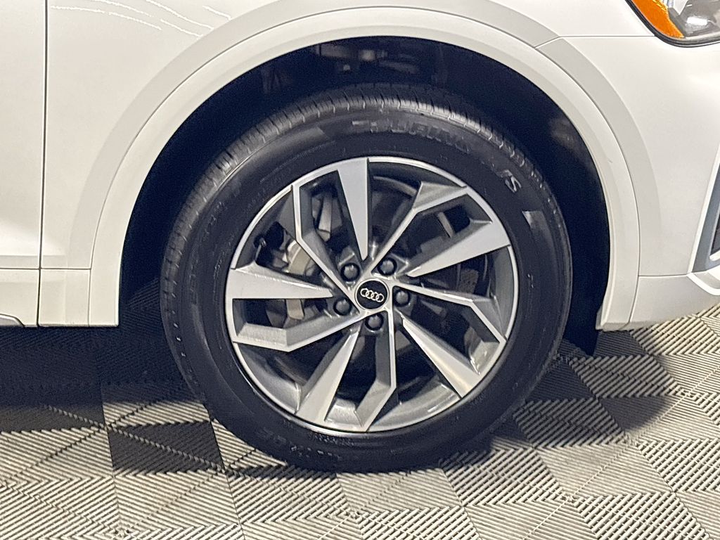 2022 Audi Q5 45 S line Premium