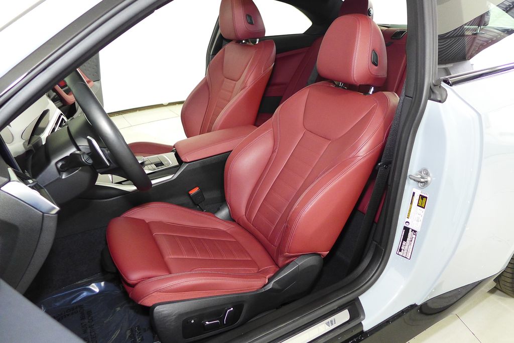 Thumbnail: 2024 BMW 2 Series - 23