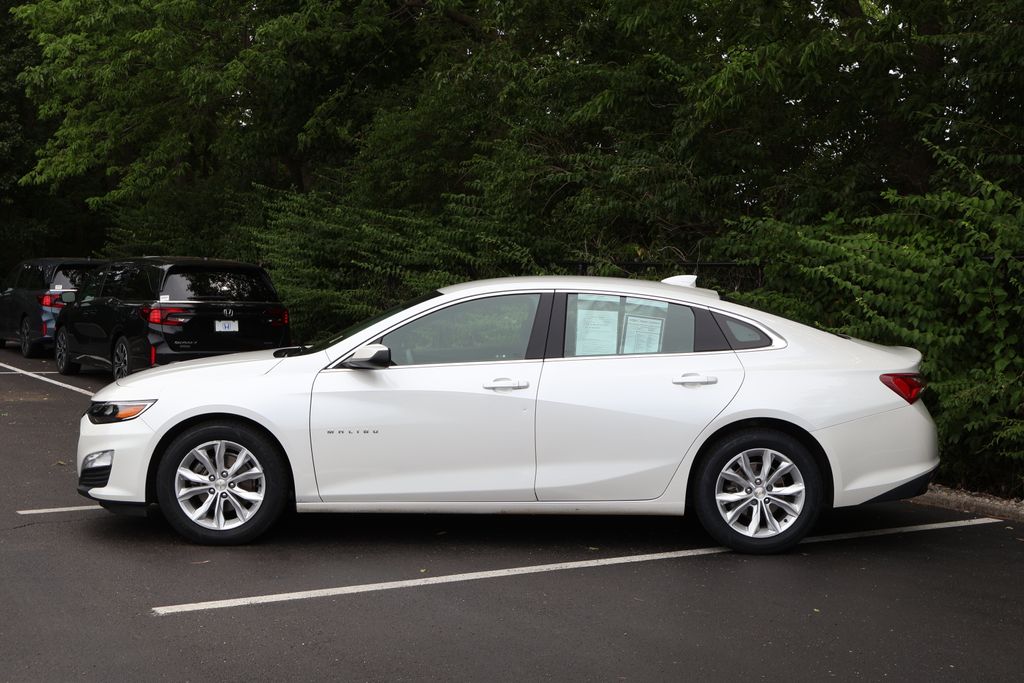 Thumbnail: 2019 Chevrolet Malibu - 4