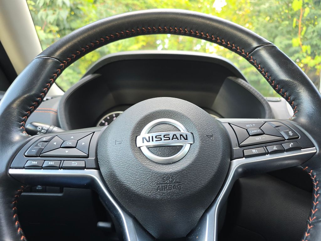 2023 Nissan Sentra SR photo 18