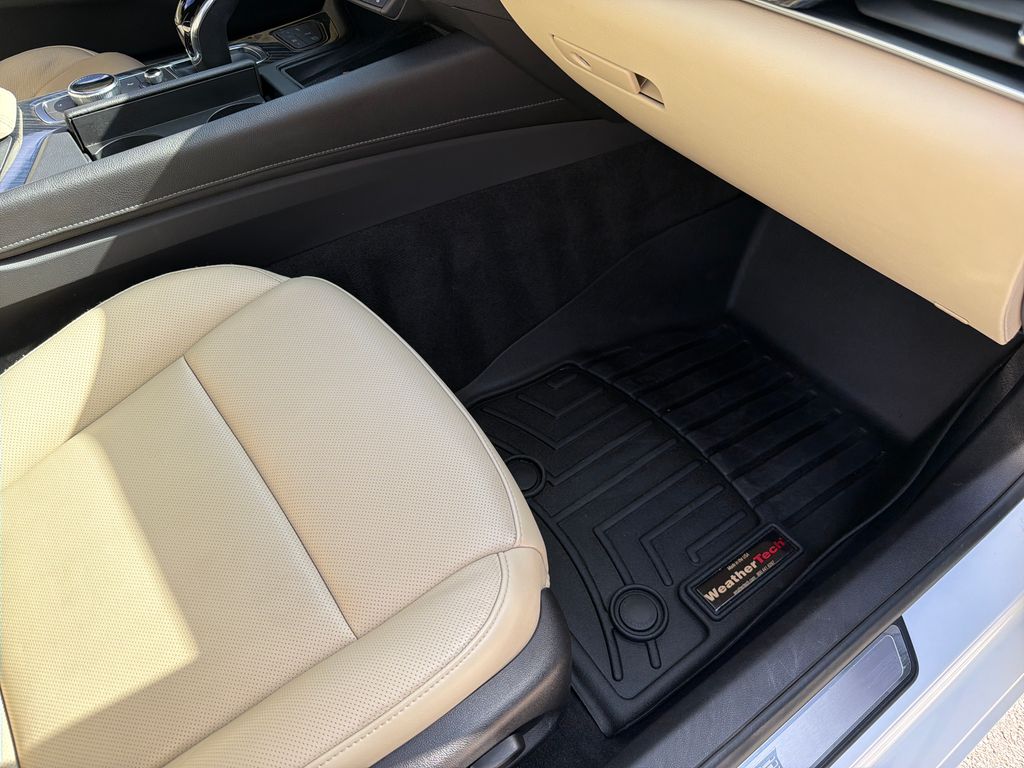 Used 2022 White Cadillac Premium Luxury image 41