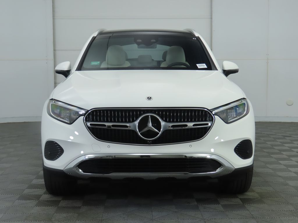 Thumbnail: 2025 Mercedes-Benz GLC - 2